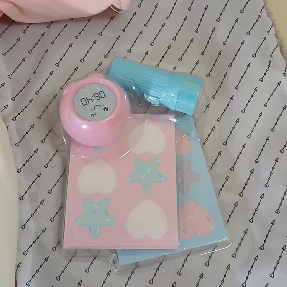 Our Generation doll (18 inch) with pjs and accessories - Picture 7 of 10